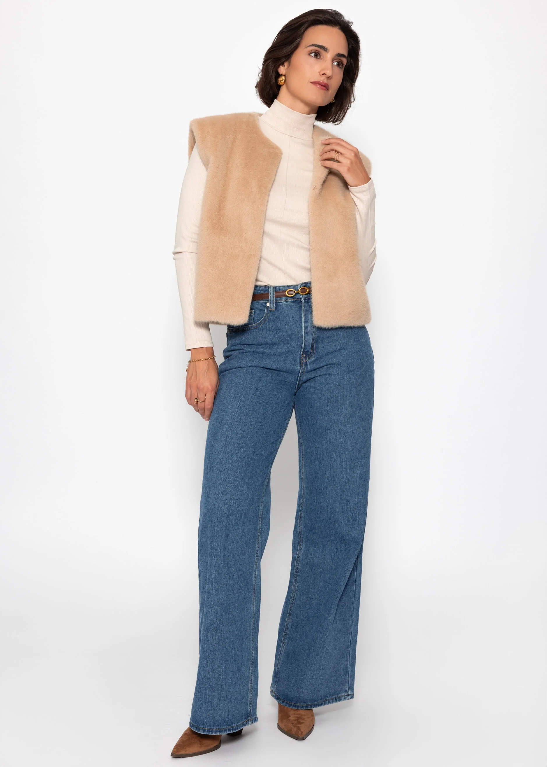 Long-sleeved shirt with turtleneck and piping - beige - Image 4