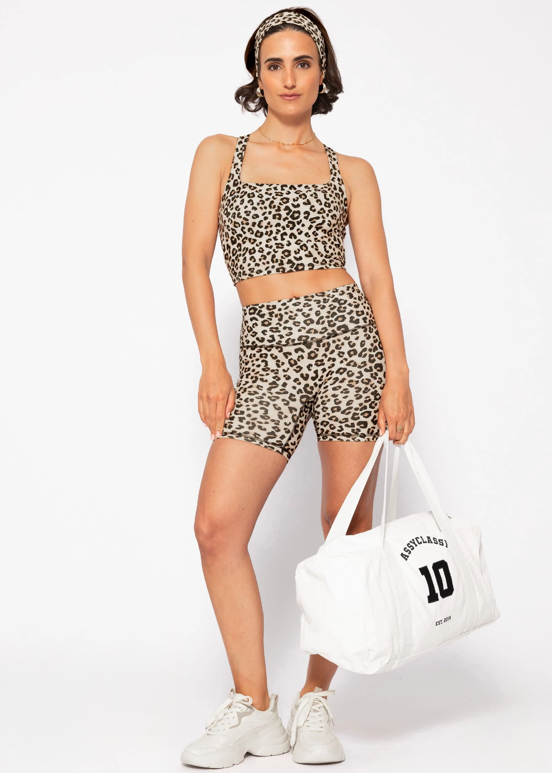 Short sports leggings with leopard print - beige - Image 7